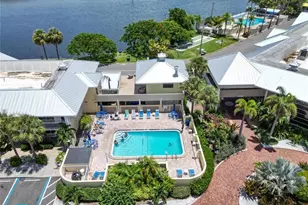 611 Destiny Dr, Ruskin, FL 33570 - Photo 4
