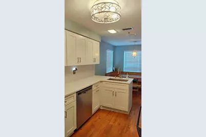 257 5th St NW, Largo, FL 33770 - Photo 12