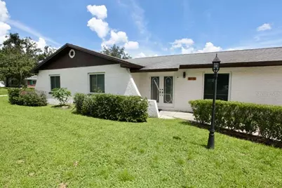 815 Bishop Place, Seffner, FL 33584 - Photo 2