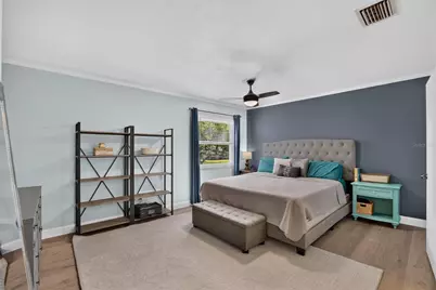 3721 Village Estates Place, Tampa, FL 33618 - Photo 12