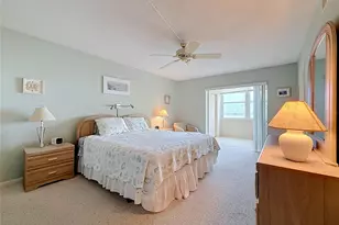 4550 Cove Cir, Saint Petersburg, FL 33708 - Photo 28