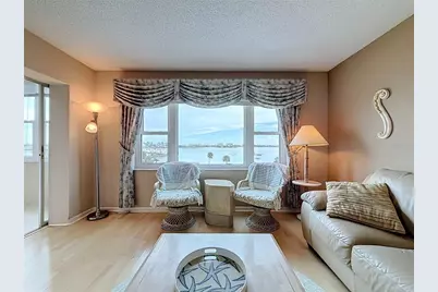 4550 Cove Circle #502, Saint Petersburg, FL 33708 - Photo 16