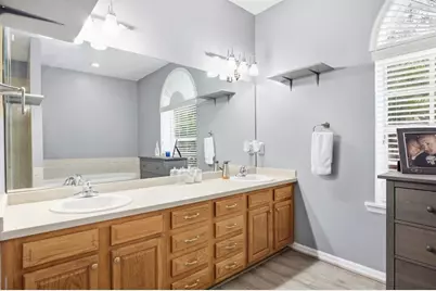 6728 Thackston Drive, Riverview, FL 33578 - Photo 18
