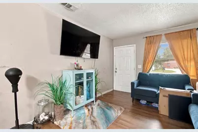 1504 E Poinsettia Avenue, Tampa, FL 33612 - Photo 18