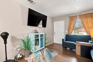 1504 E Poinsettia Ave, Tampa, FL 33612 - Photo 18