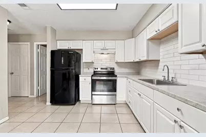 1504 E Poinsettia Avenue, Tampa, FL 33612 - Photo 6