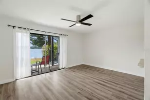 16602 Brigadoon Dr, Tampa, FL 33618 - Photo 12
