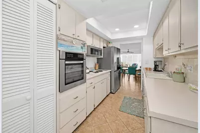 622 Edgewater Drive #523, Dunedin, FL 34698 - Photo 6