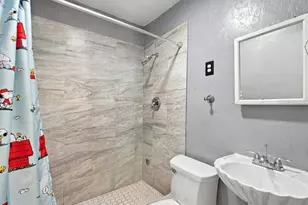 3909 W Powhatan Ave, Tampa, FL 33614 - Photo 26