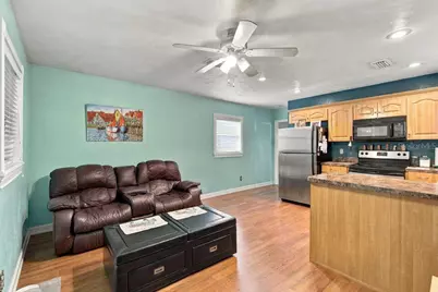 3909 W Powhatan Avenue, Tampa, FL 33614 - Photo 32