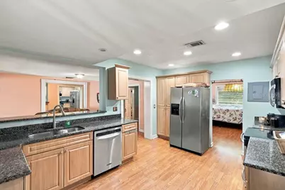 3909 W Powhatan Avenue, Tampa, FL 33614 - Photo 12