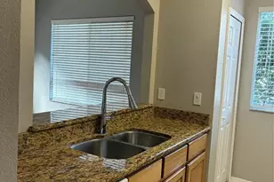 18143 Paradise Point Dr, Tampa, FL 33647 - Photo 12