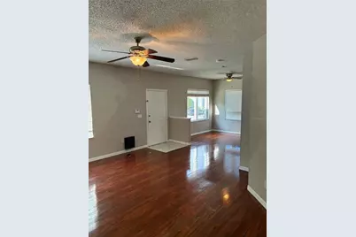 18143 Paradise Point Drive, Tampa, FL 33647 - Photo 4