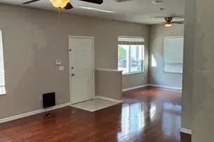 18143 Paradise Point Dr, Tampa, FL 33647 - Photo 4
