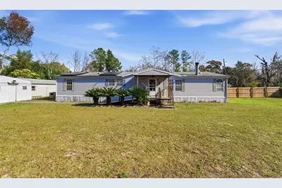 10029 Chestnut Drive, Hudson, FL 34669 - Photo 4