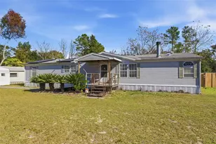10029 Chestnut Dr, Hudson, FL 34669 - Photo 2
