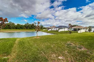 1525 Mattie Pointe Pl, Auburndale, FL 33823 - Photo 2