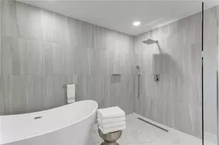 4995 58th Ave S, Saint Petersburg, FL 33715 - Photo 26