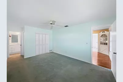 14036 Thacher Avenue, Largo, FL 33774 - Photo 14