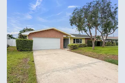 14036 Thacher Avenue, Largo, FL 33774 - Photo 36