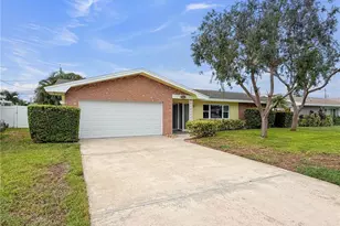 14036 Thacher Ave, Largo, FL 33774 - Photo 36