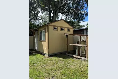 902 Montana Avenue, Lutz, FL 33548 - Photo 8