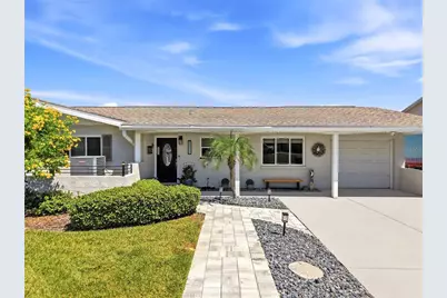 3800 Beach Drive SE, Saint Petersburg, FL 33705 - Photo 2