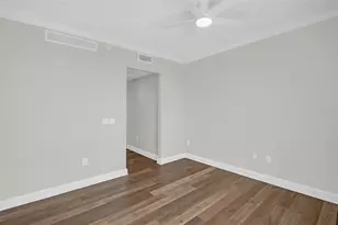300 Beach Dr NE, Saint Petersburg, FL 33701 - Photo 42