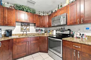 12408 N Blvd, Tampa, FL 33612 - Photo 12
