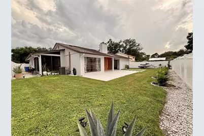 4717 Deerwalk Avenue, Tampa, FL 33624 - Photo 30