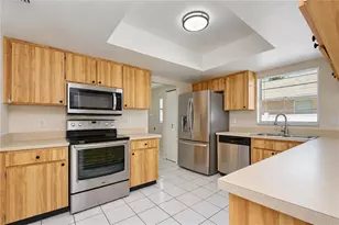 15819 Deep Creek Ln, Tampa, FL 33624 - Photo 20