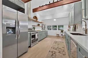 911 29th St N, Saint Petersburg, FL 33713 - Photo 14