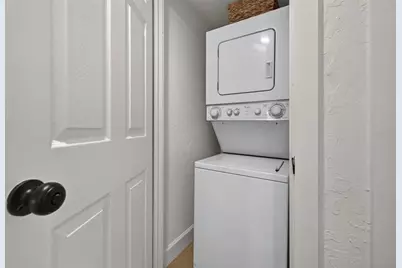 911 29th Street N, Saint Petersburg, FL 33713 - Photo 28