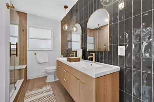 911 29th St N, Saint Petersburg, FL 33713 - Photo 22
