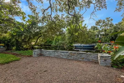 1214 E Park Cir, Tampa, FL 33604 - Photo 12