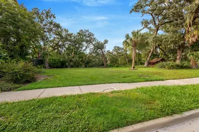 1214 E Park Cir, Tampa, FL 33604 - Photo 4