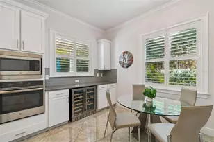 3610 E Clark Cir, Tampa, FL 33629 - Photo 4