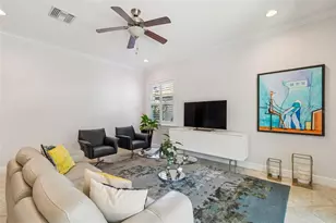 3610 E Clark Cir, Tampa, FL 33629 - Photo 20