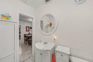 1221 Queen St N, Saint Petersburg, FL 33713 - Photo 22