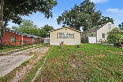 1221 Queen St N, Saint Petersburg, FL 33713 - Photo 1