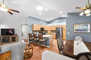 29335 Caddyshack Ln, San Antonio, FL 33576 - Photo 8