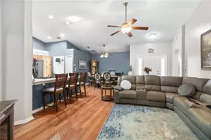29335 Caddyshack Ln, San Antonio, FL 33576 - Photo 2