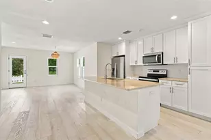 150 50th St N, Saint Petersburg, FL 33710 - Photo 10