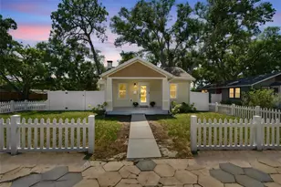 150 50th St N, Saint Petersburg, FL 33710 - Photo 1