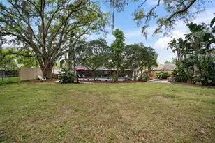 1003 Mandalay Dr, Brandon, FL 33511 - Photo 24