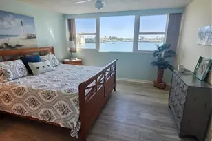 500 Treasure Island Causeway, Treasure Island, FL 33706 - Photo 10