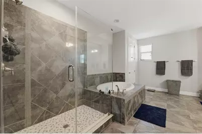 5157 Lakecastle Drive, Tampa, FL 33624 - Photo 6