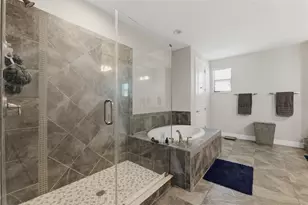 5157 Lakecastle Dr, Tampa, FL 33624 - Photo 6