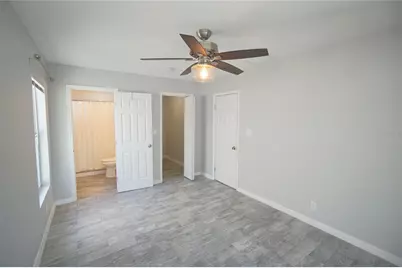 4406 W Anita Boulevard, Tampa, FL 33611 - Photo 10