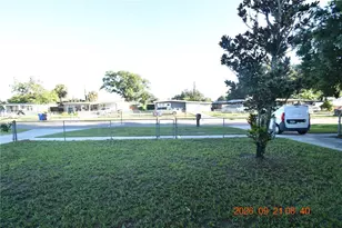 7805 Tidewater Trail, Tampa, FL 33619 - Photo 10